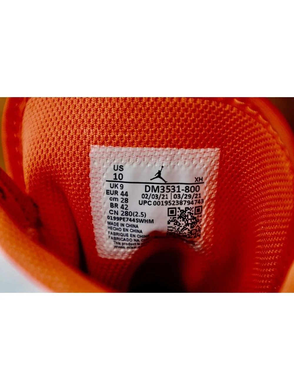 Size 10 - Air Jordan 1 SE Mid Electro Orange Mens